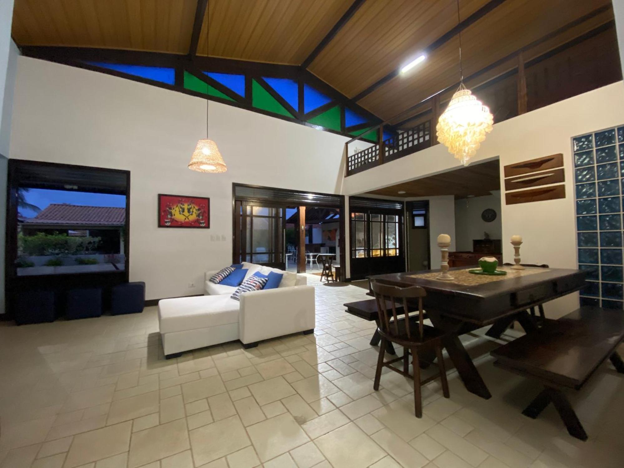 Casa Familiar 5 Suites Порту-де-Галиньяш Экстерьер фото